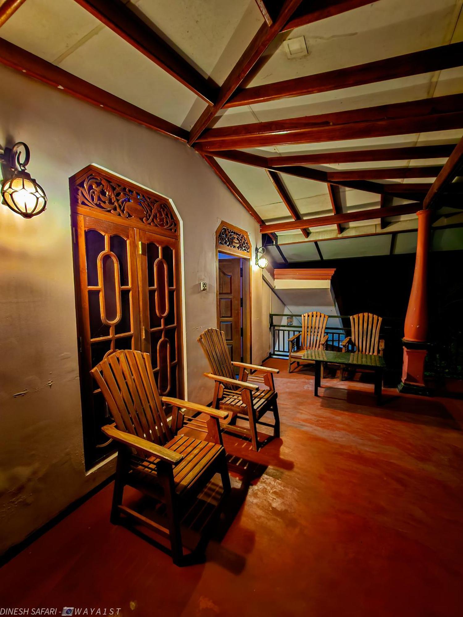 Dinesh Safari Homestay Udawalawe Exterior foto